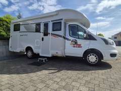 Roller Team Zefiro 285TL mit el. Hubbett + Extras! Teilintegriert