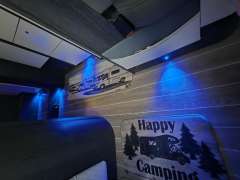 Roller Team Zefiro 285TL mit el. Hubbett + Extras! Teilintegriert