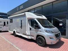 Carado T447 Hubbett Teilintegriert
