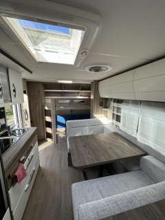 Hobby 560kmfe Caravane