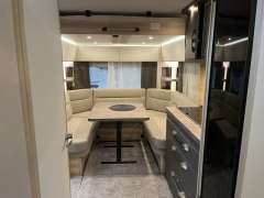 Hobby De Luxe 515 UHL Caravane