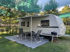 Eriba Nova 530 Caravane
