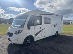 Eura Mobil IL 690 HB Integriert