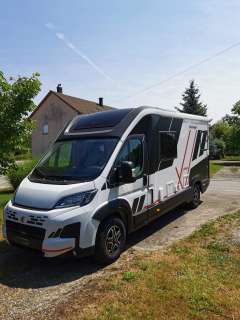 Challenger X250 Teilintegriert