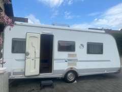 Knaus W04 Sport 500 KFU Caravane