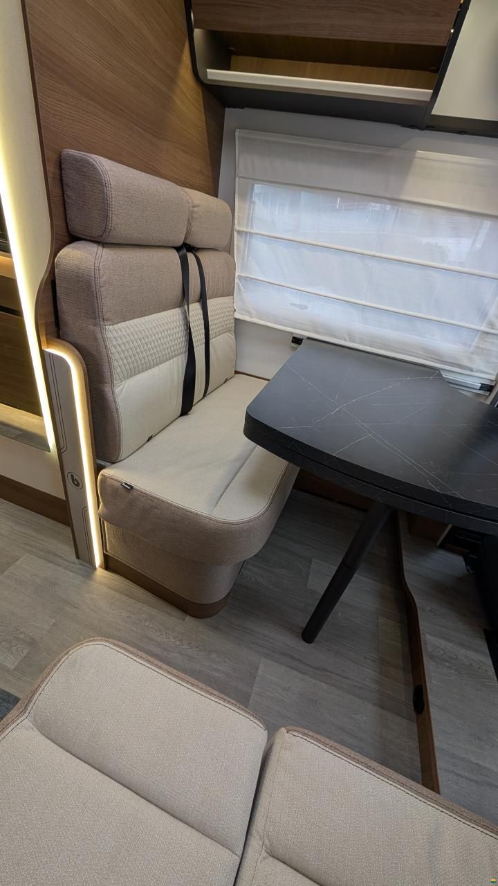 Benimar Amphitryon 940