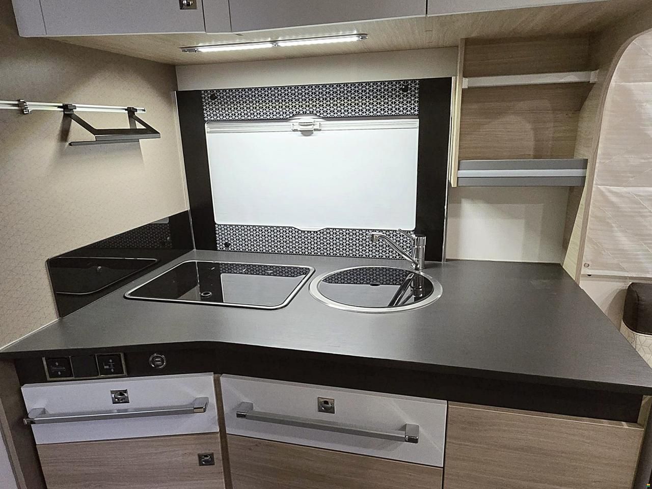 Challenger 260 GRAPHITE EDITION VIP 9-G-AUTOMAT 2.3