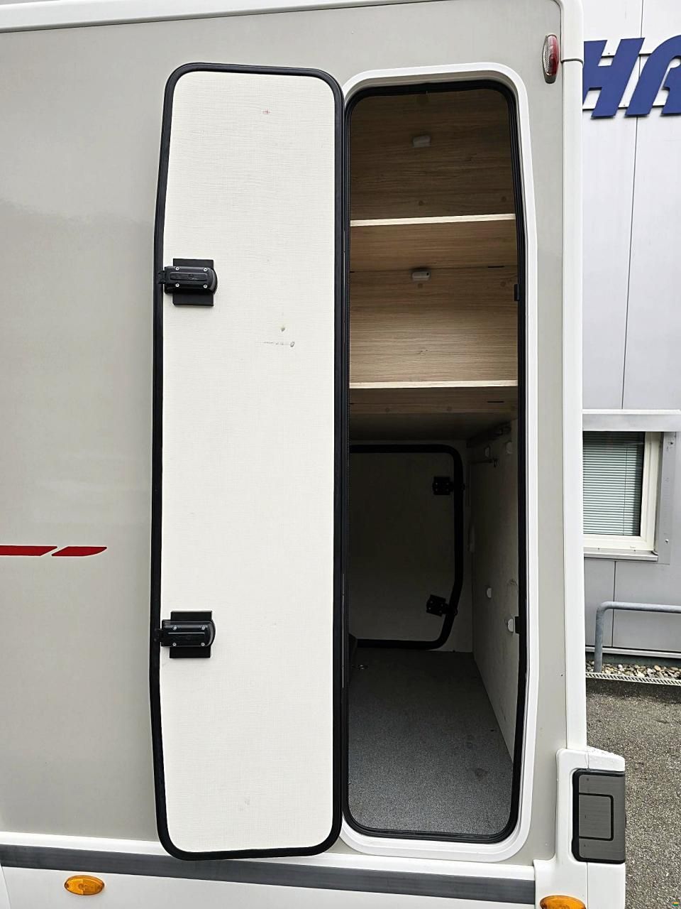 Challenger 260 GRAPHITE EDITION VIP 9-G-AUTOMAT 2.3