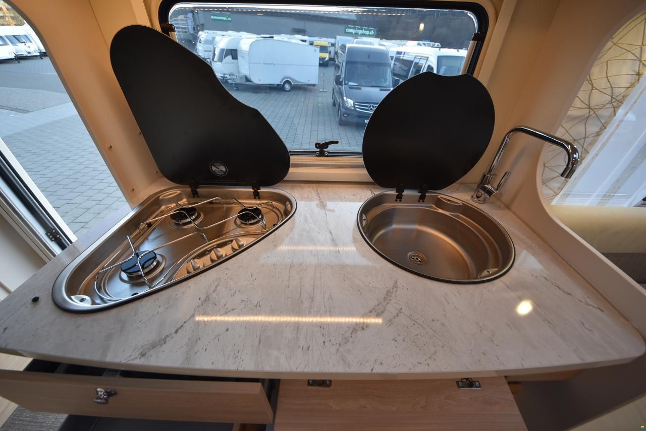 Eura Mobil Activa One 650 HS