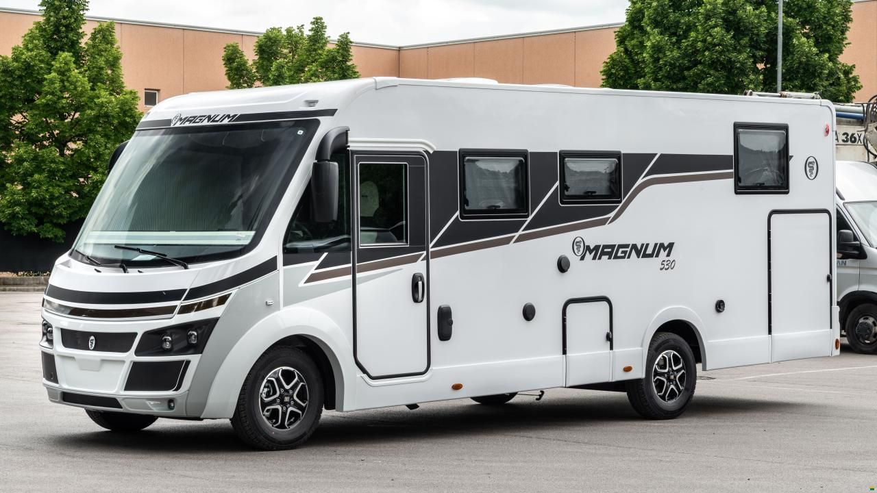 Elnagh Magnum 582 / 2026