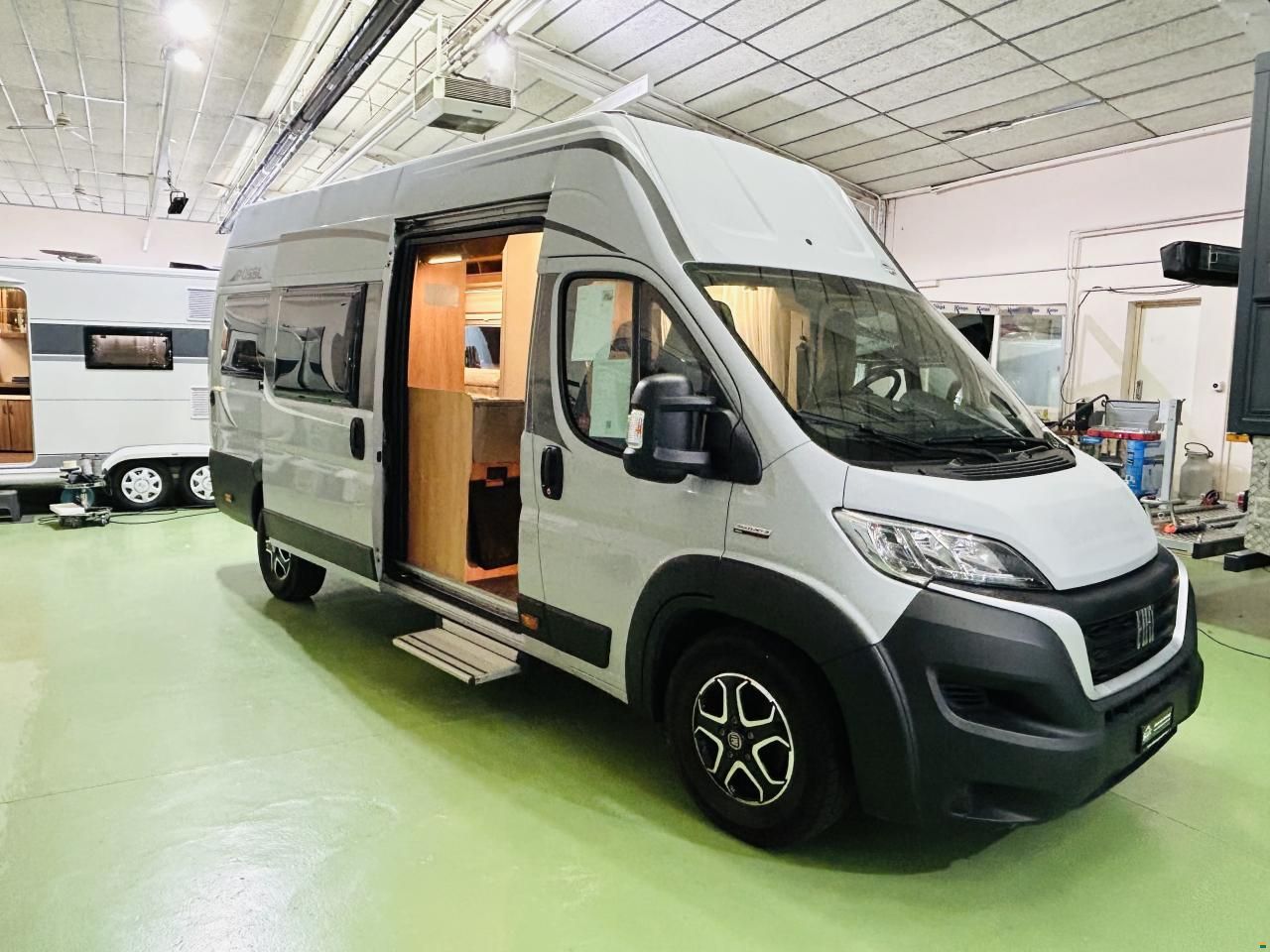 P&ouml;ssl Roadcruiser XL