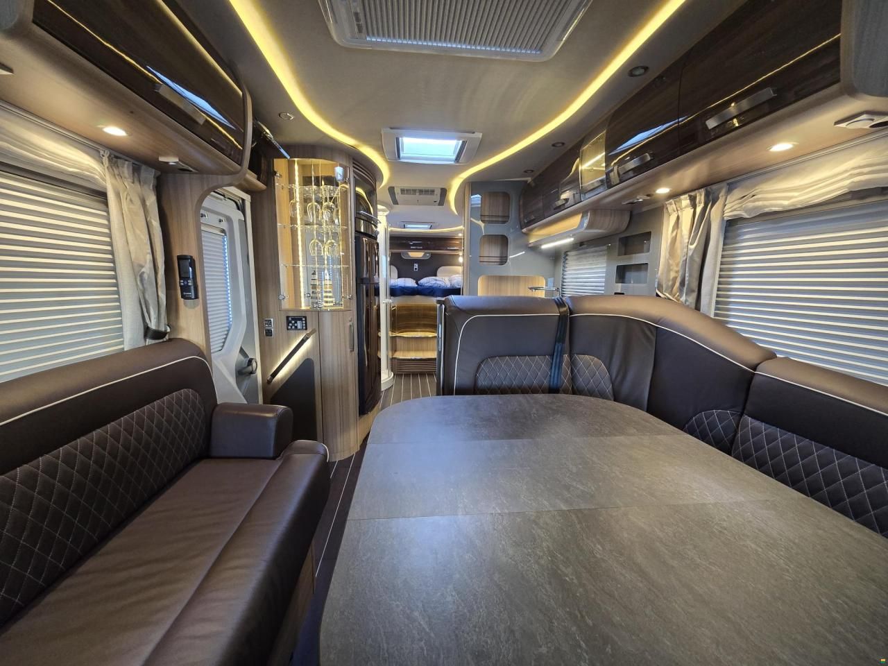 Knaus SUN I 9000 LEG