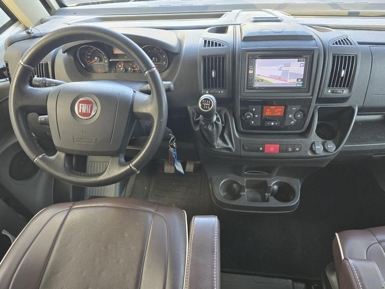 Knaus SUN I 9000 LEG