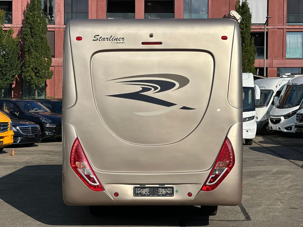 Iveco STARLINER by Maurer Wohnmobile Schweizer