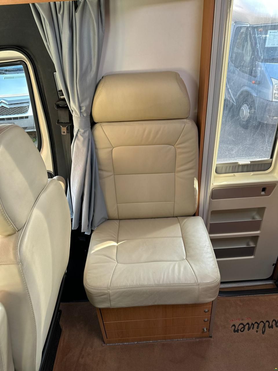 Iveco STARLINER by Maurer Wohnmobile Schweizer