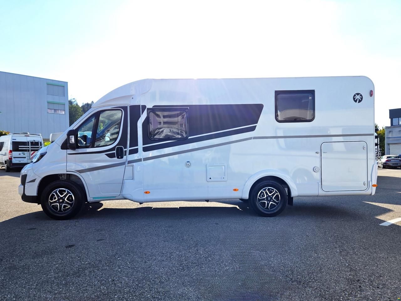 Sunlight V69 Adventure Edition