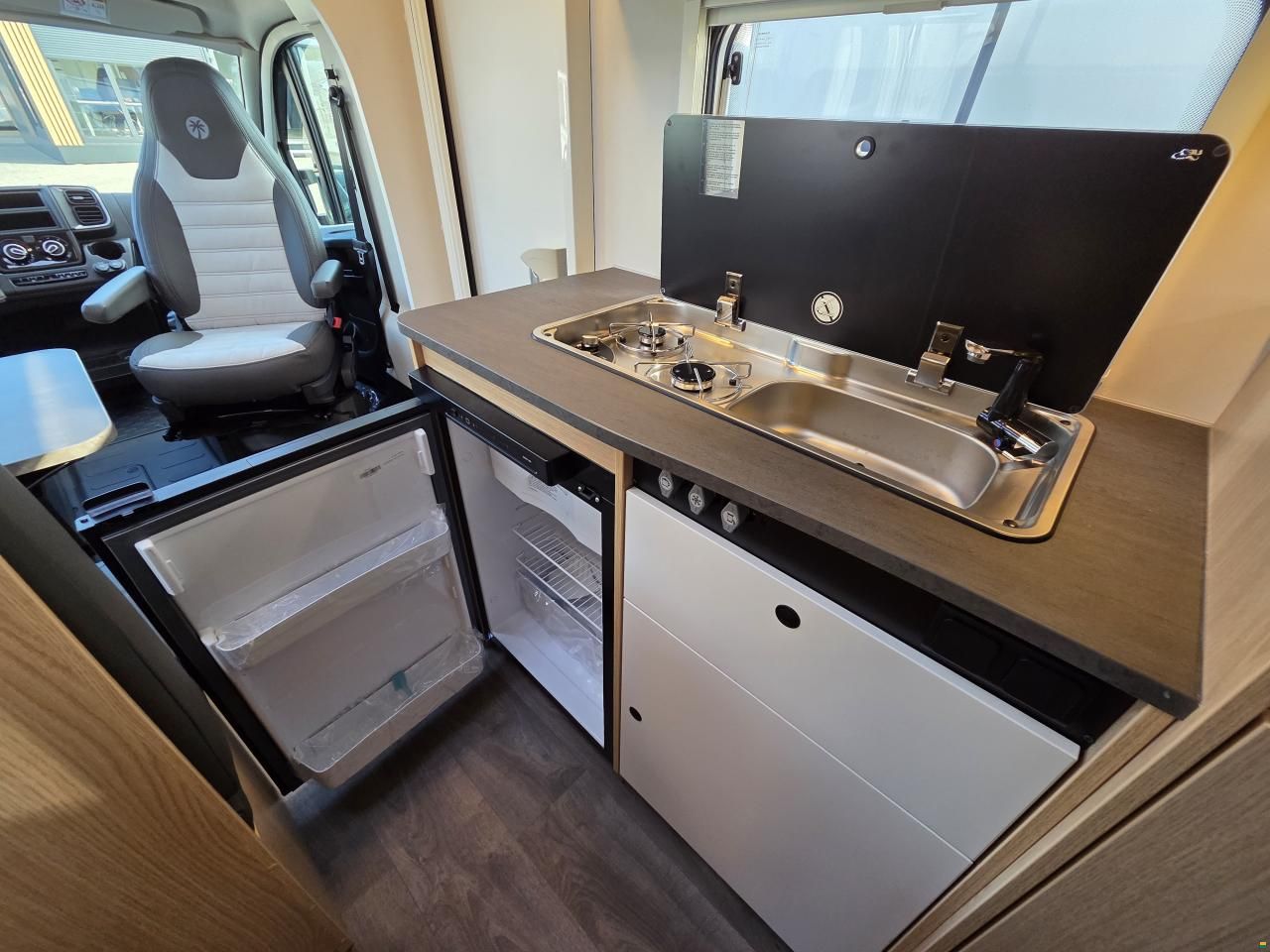 Sunlight V69 Adventure Edition