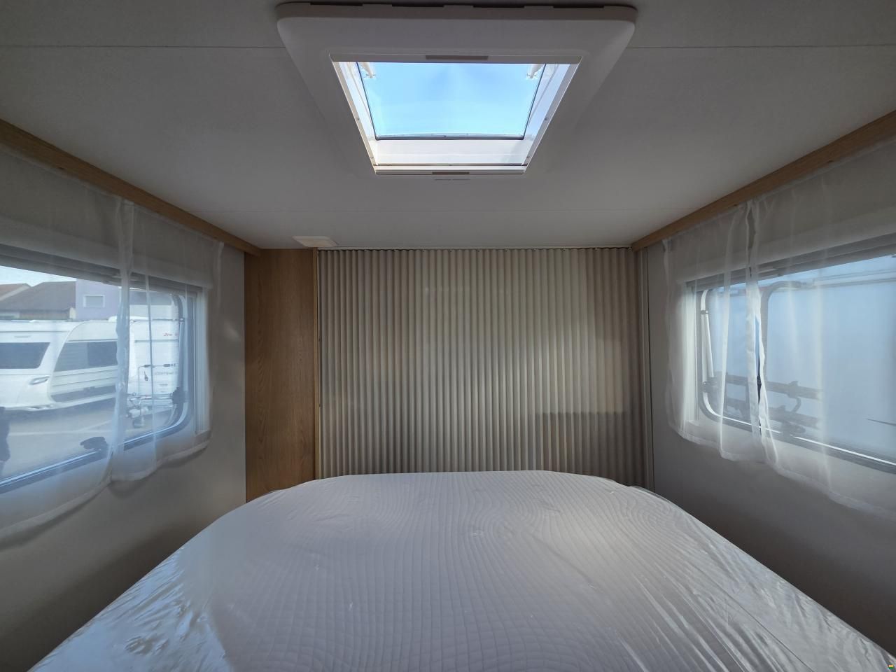 Sunlight V69 Adventure Edition