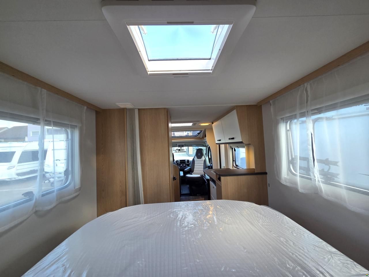 Sunlight V69 Adventure Edition