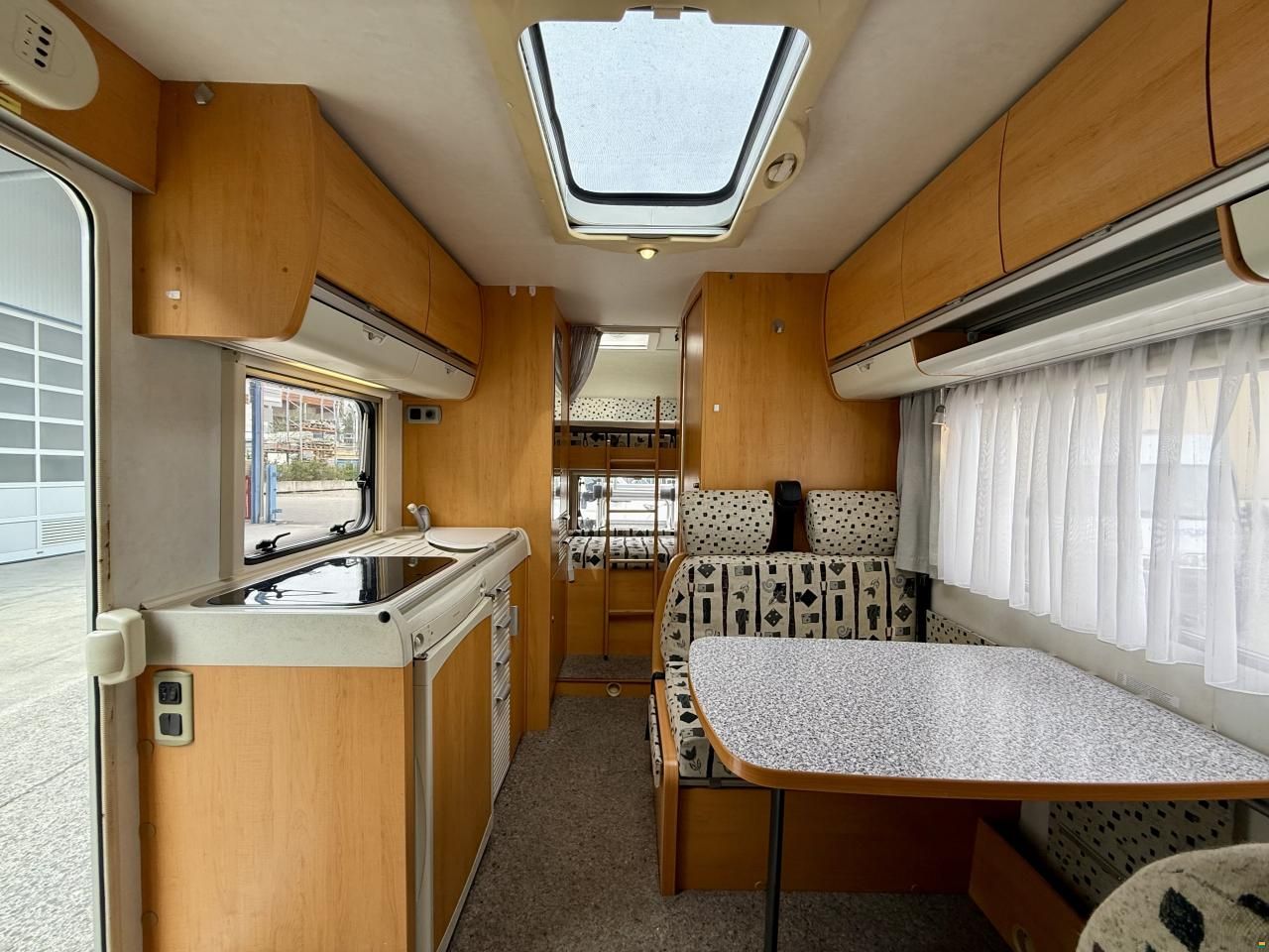 Hymer Camp 600 - FamilyTravel