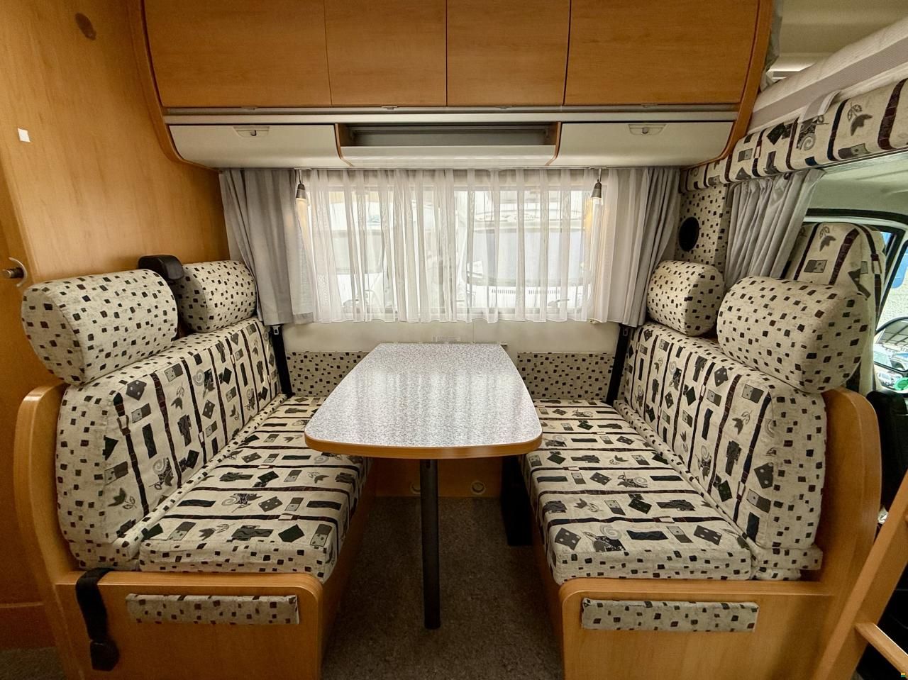 Hymer Camp 600 - FamilyTravel