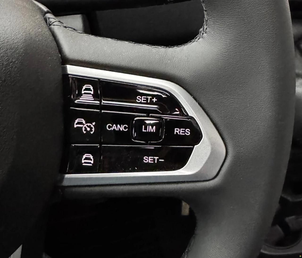 Pössl Summit 600 L Shine *Längsbetten*