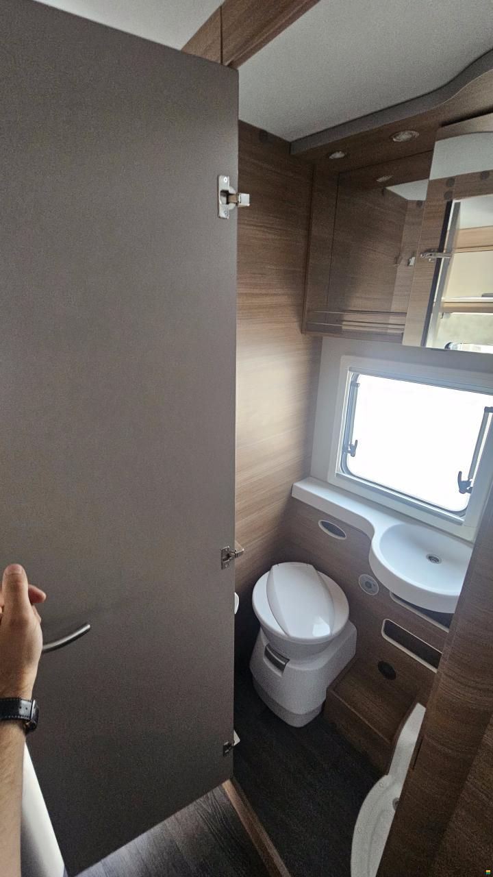 Knaus Live Wave 650 MG