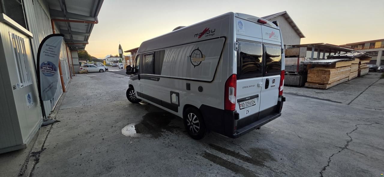 Malibu 600 DB Charming