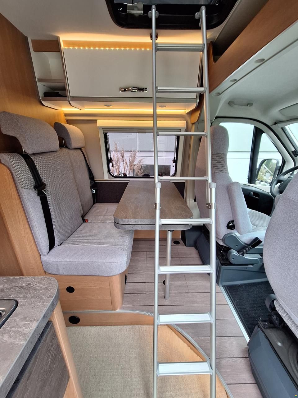 Weinsberg CaraBus 600MQ mit Klappdach