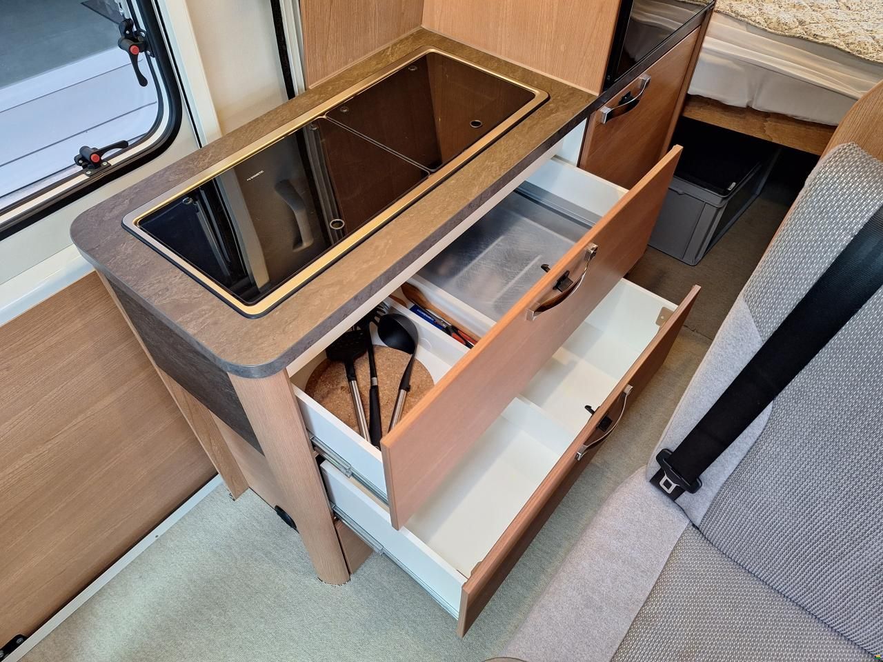 Weinsberg CaraBus 600MQ mit Klappdach