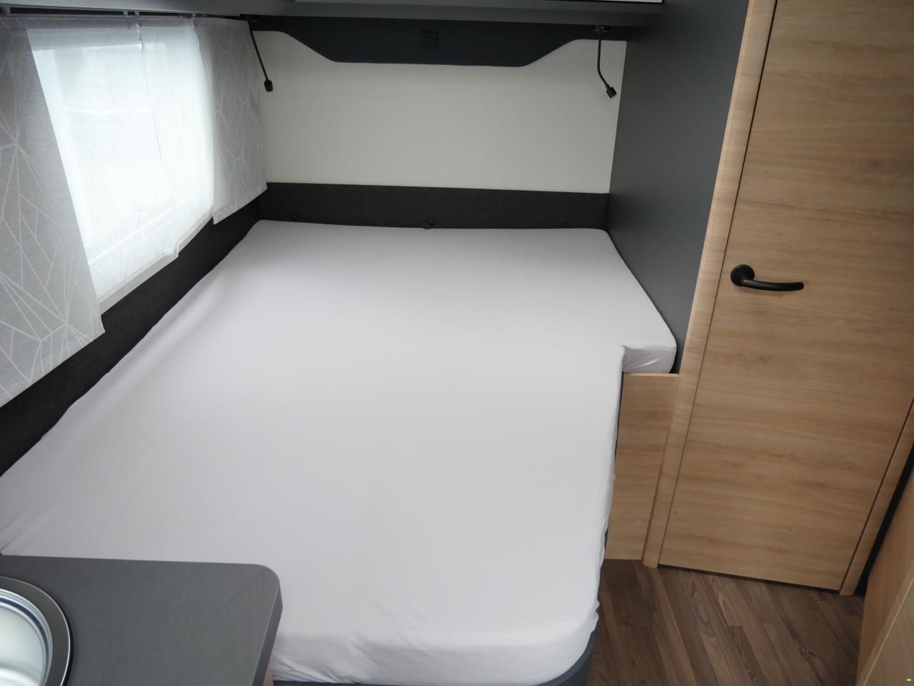 Knaus Live Ti 590 MF Platinum Selection