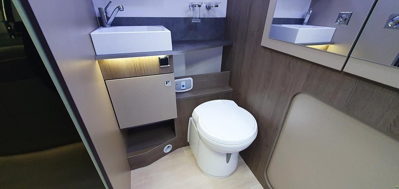 Challenger 260 Graphite Ultimate