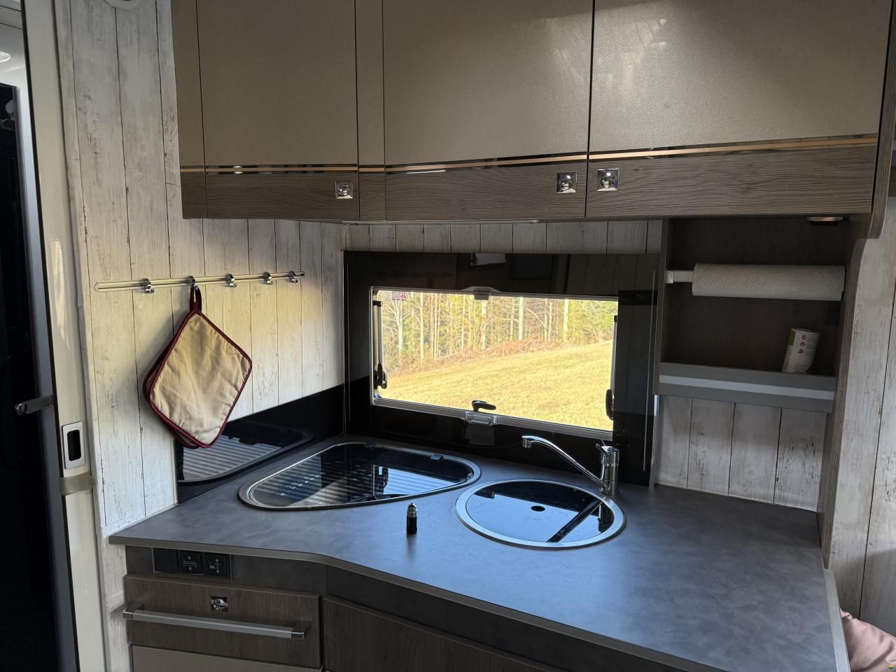 Challenger 260 Graphite Ultimate