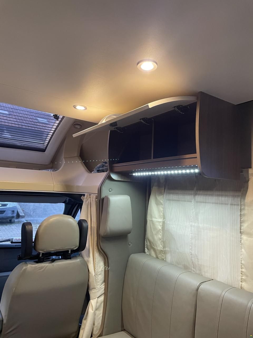 Challenger trigano FD4