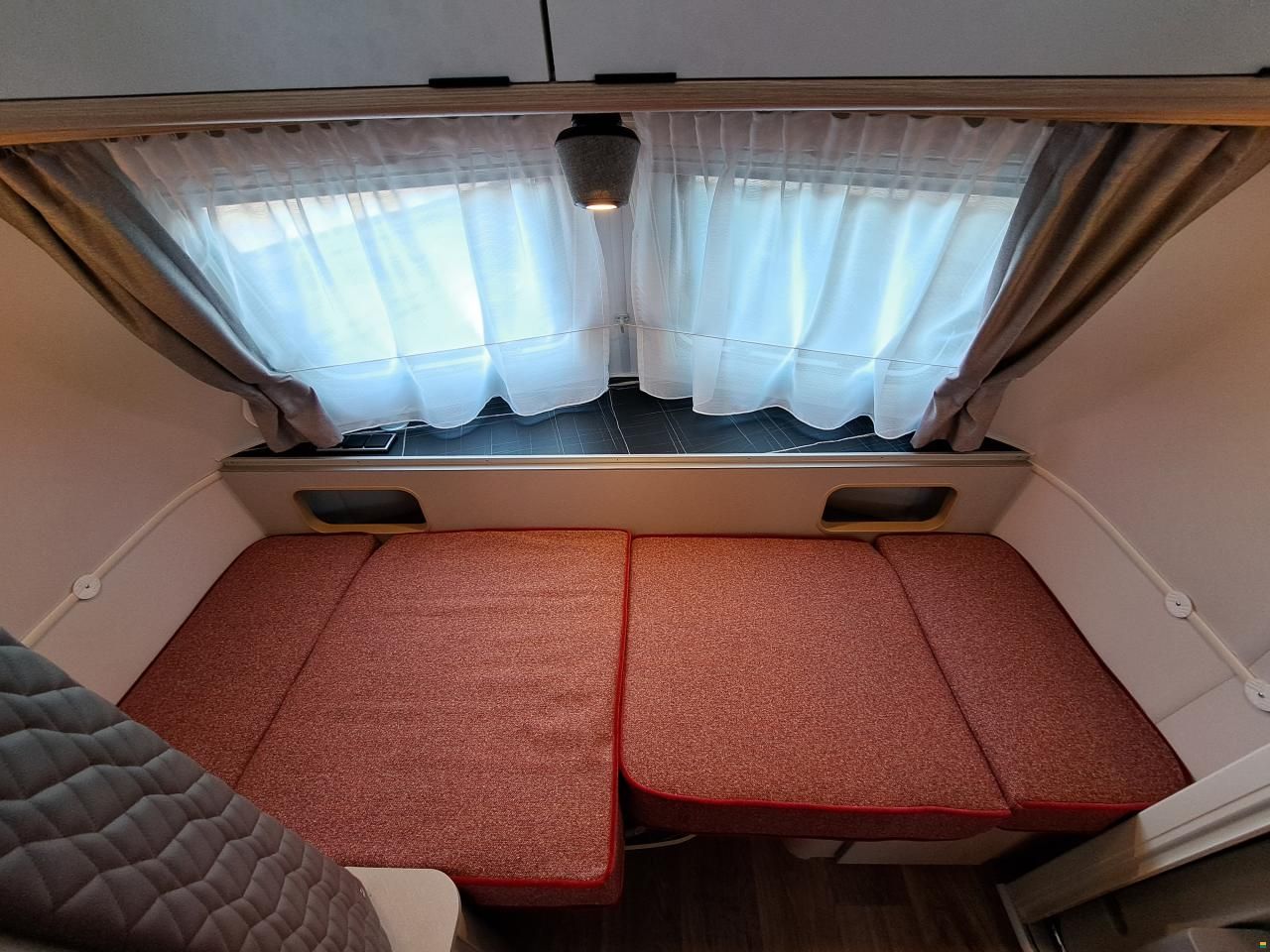 Eriba Touring 542 Tango Red