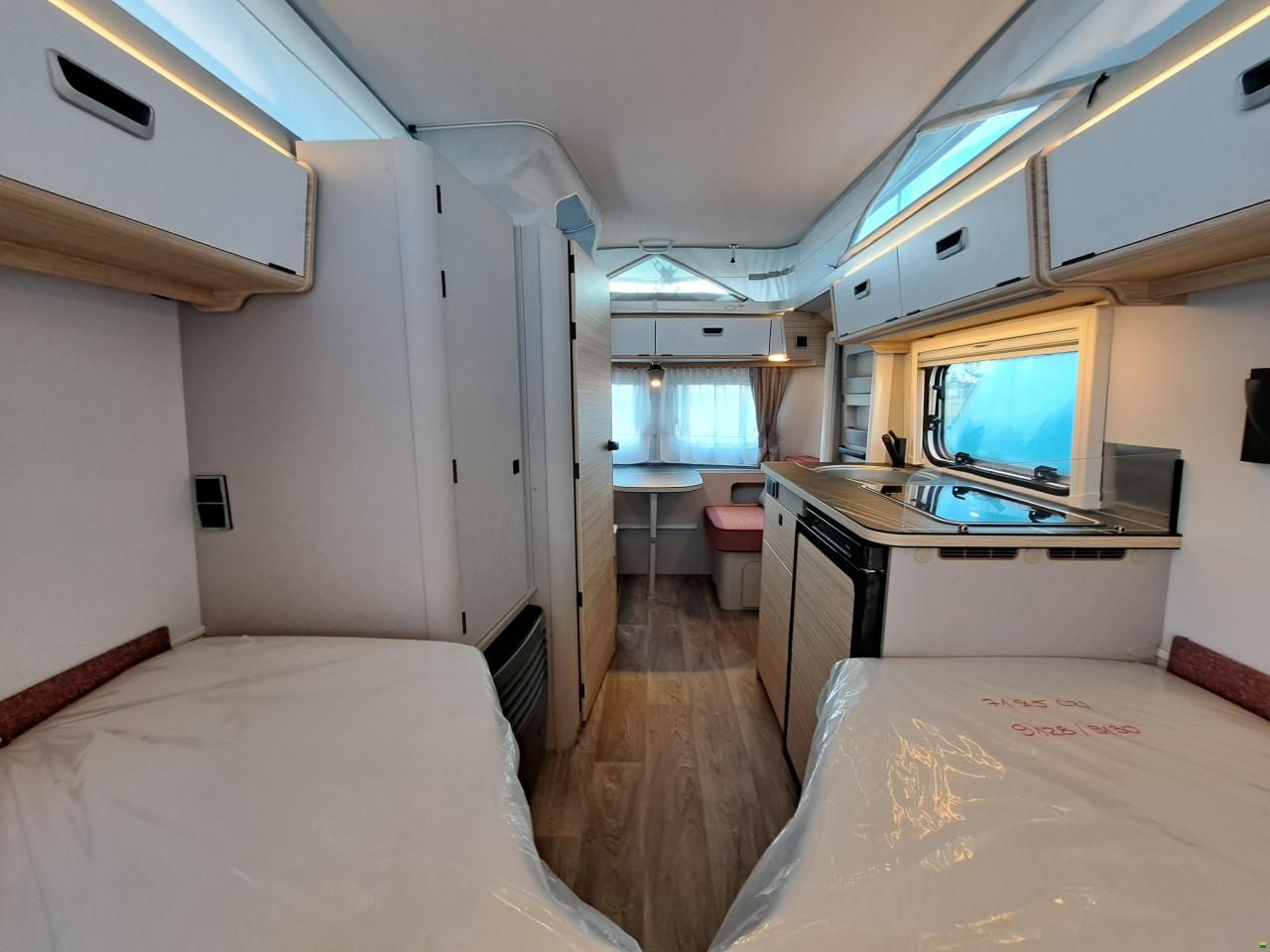 Eriba Touring 542 Tango Red