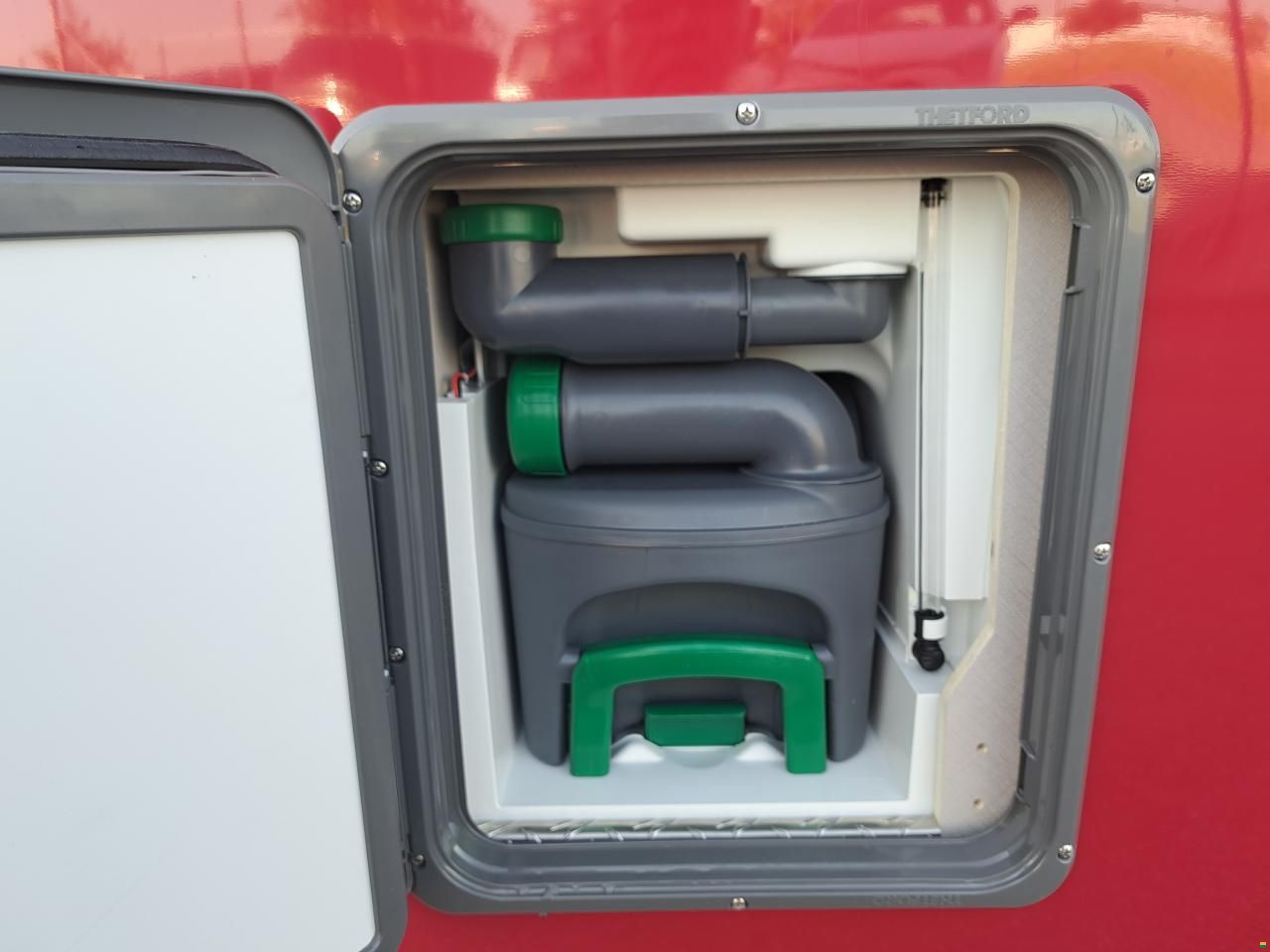 Eriba Touring 542 Tango Red