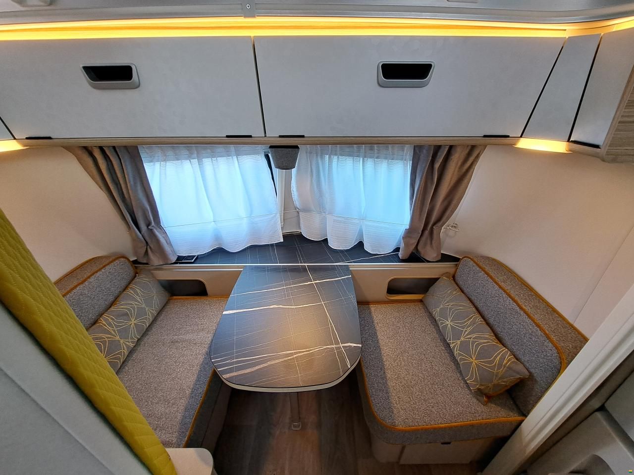 Eriba Touring 542 Nugget Gold