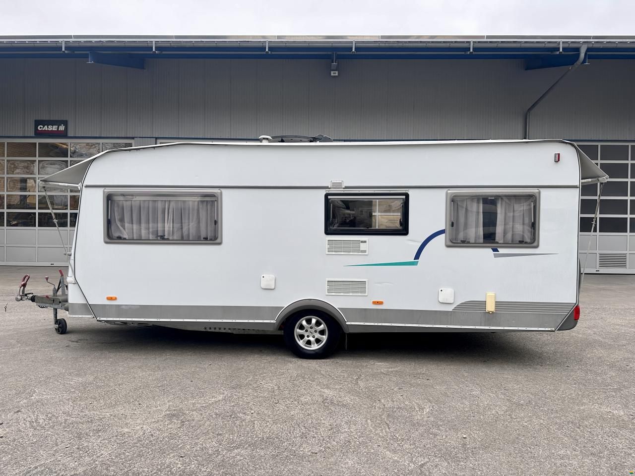 Hymer 540A - Längsbetten - Schutzdach