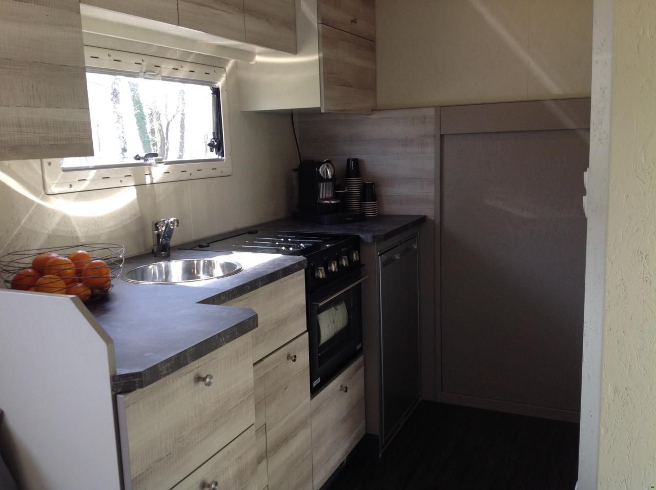 Wohnmobil / Wohnbus  Mercedes Atego 818