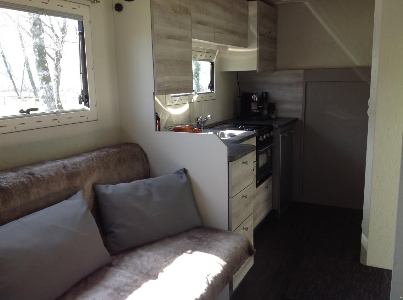 Wohnmobil / Wohnbus  Mercedes Atego 818