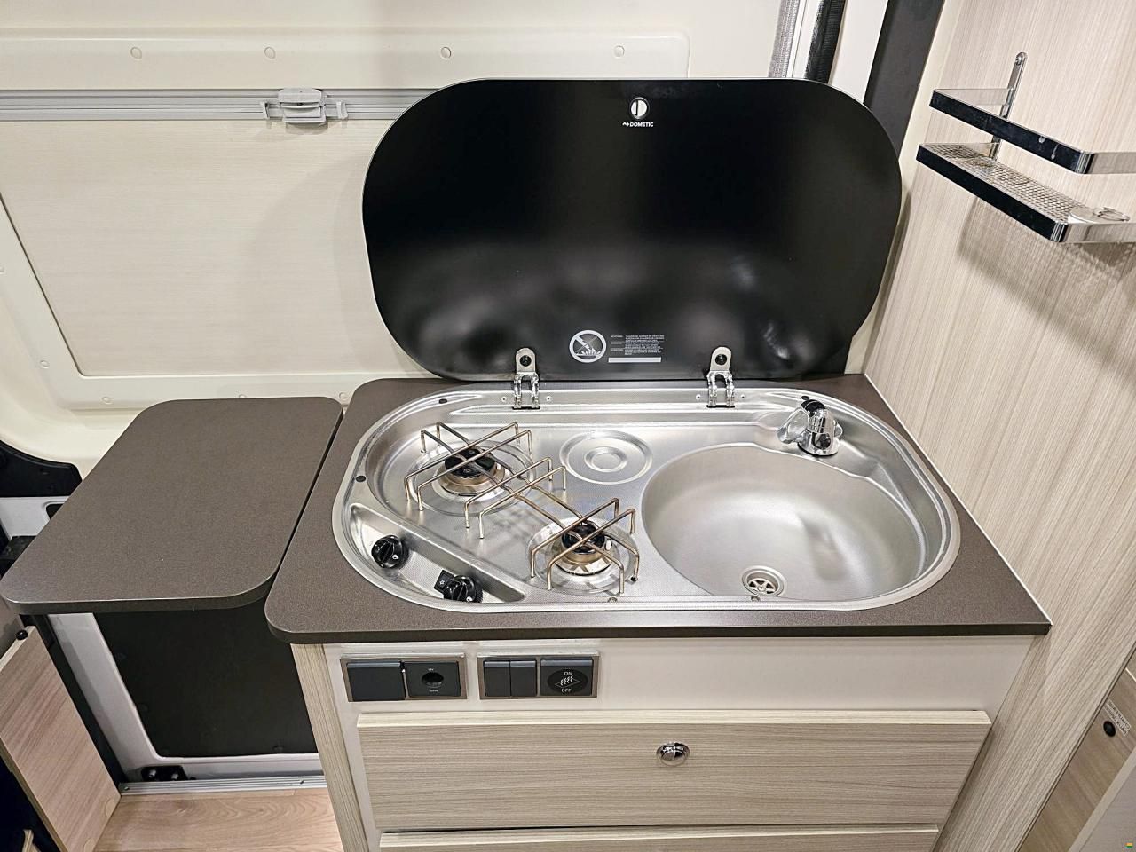 Dreamer 600 2.3 9G-AUTOMAT MJ 160