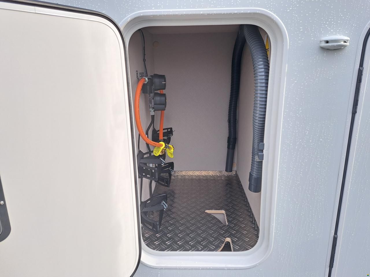 Hymer Exsis-i 580 Pure