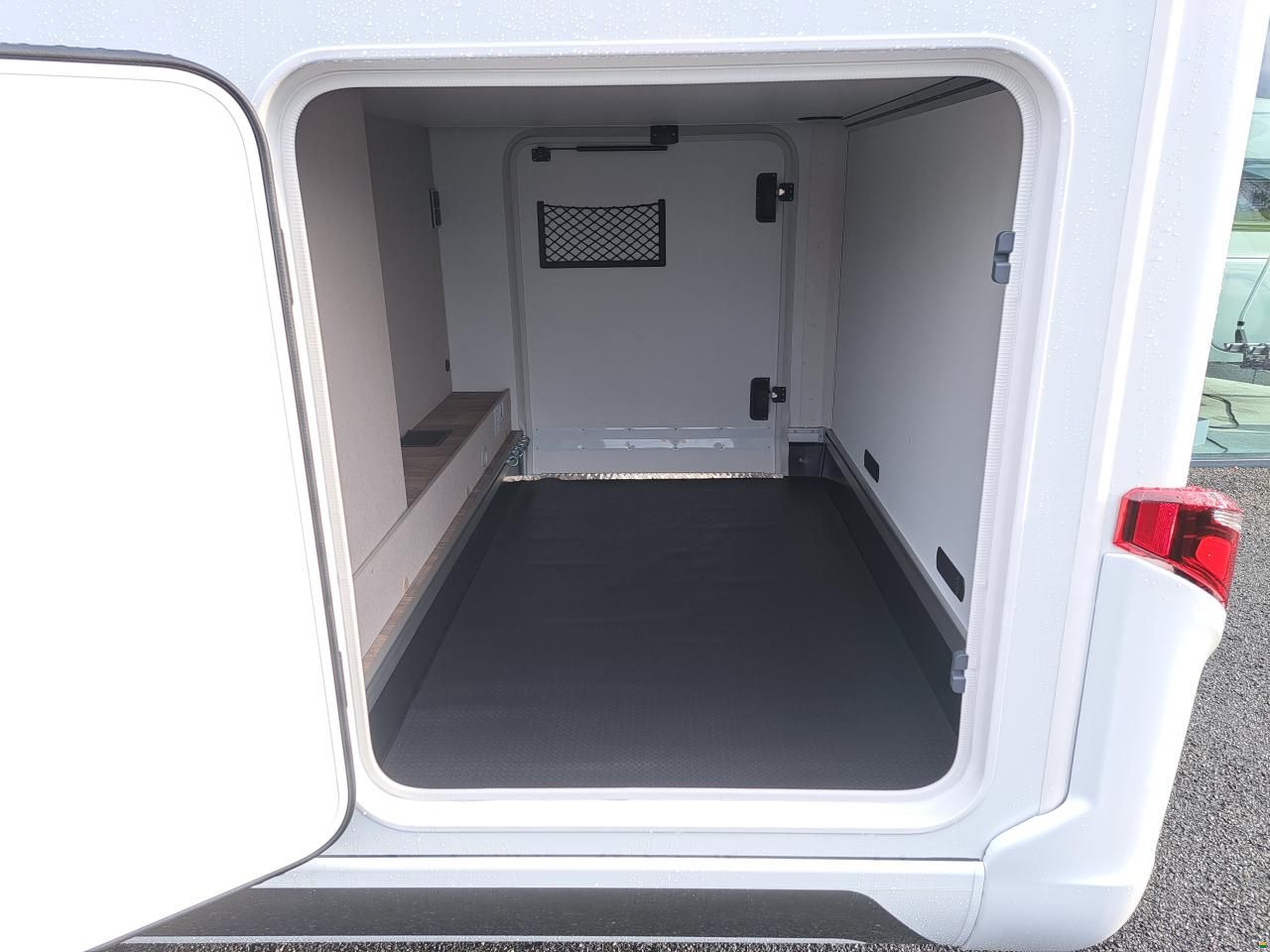 Hymer Exsis-i 580 Pure