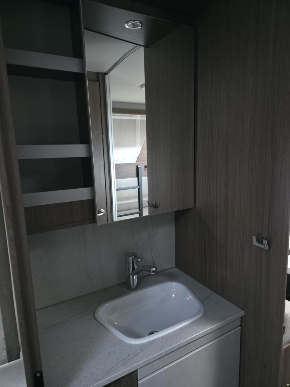 Tabbert Cazadora 700 KD 2,5