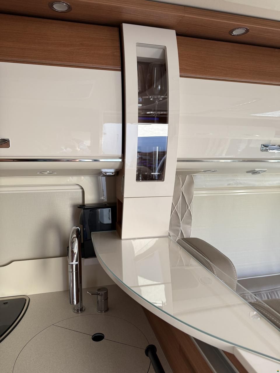 Carthago Chic c-line I 4.9 LE