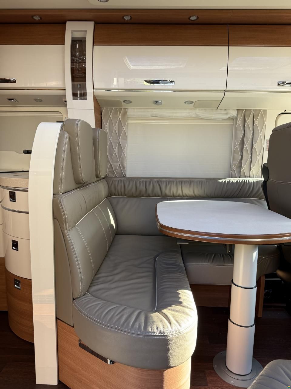 Carthago Chic c-line I 4.9 LE