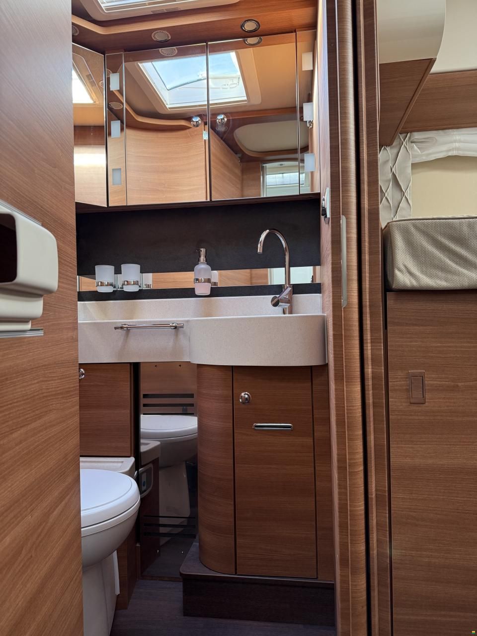 Carthago Chic c-line I 4.9 LE