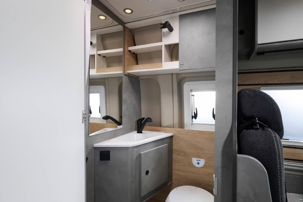 Crosscamp 5.4 DF 3.5t 2.2BlueHDi 140