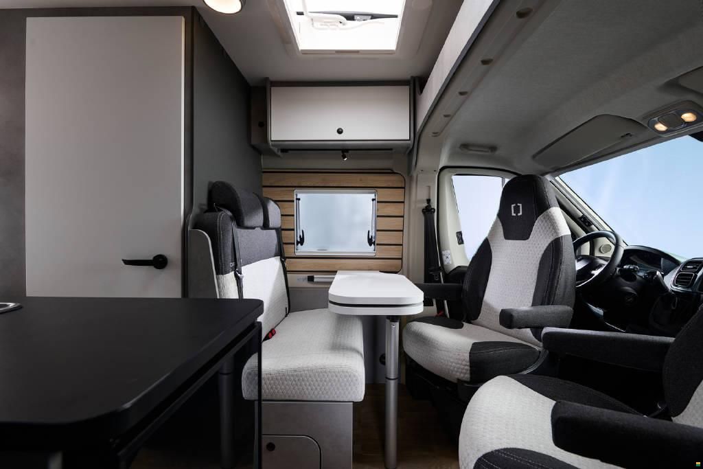 Crosscamp 5.4 DF 3.5t 2.2BlueHDi 140